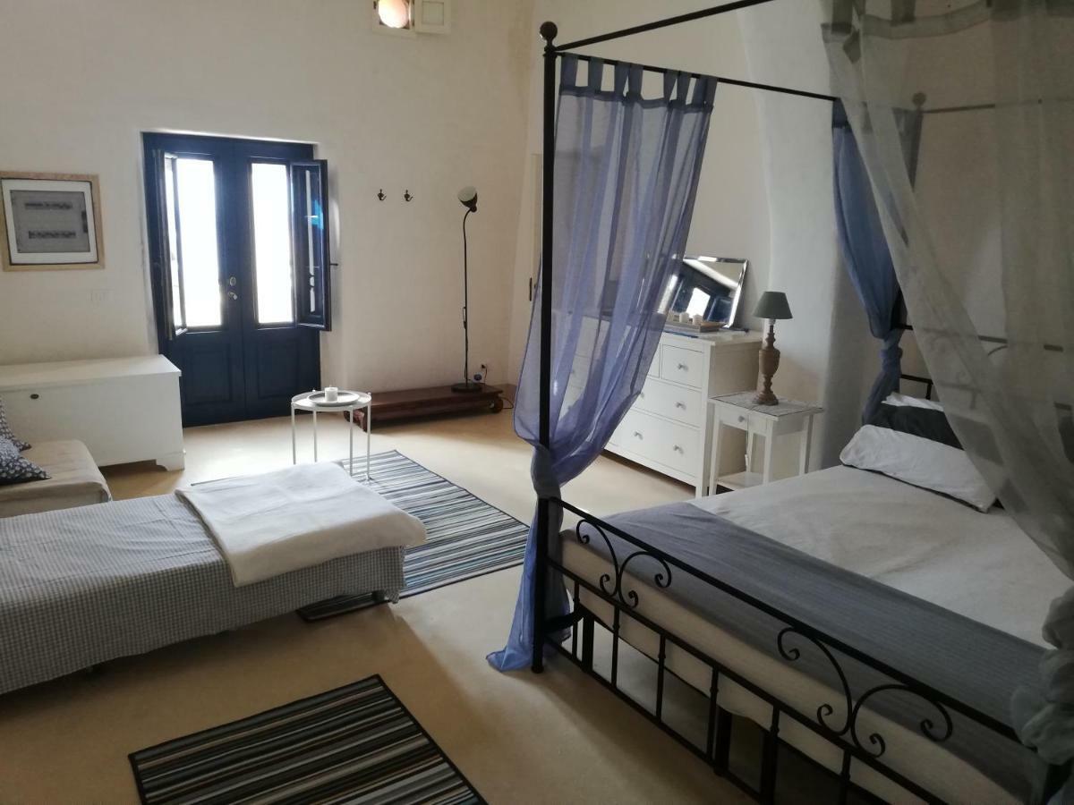 Alicudi Giardino Dei Carrubi- Al Gradino 365 Bed & Breakfast 部屋 写真